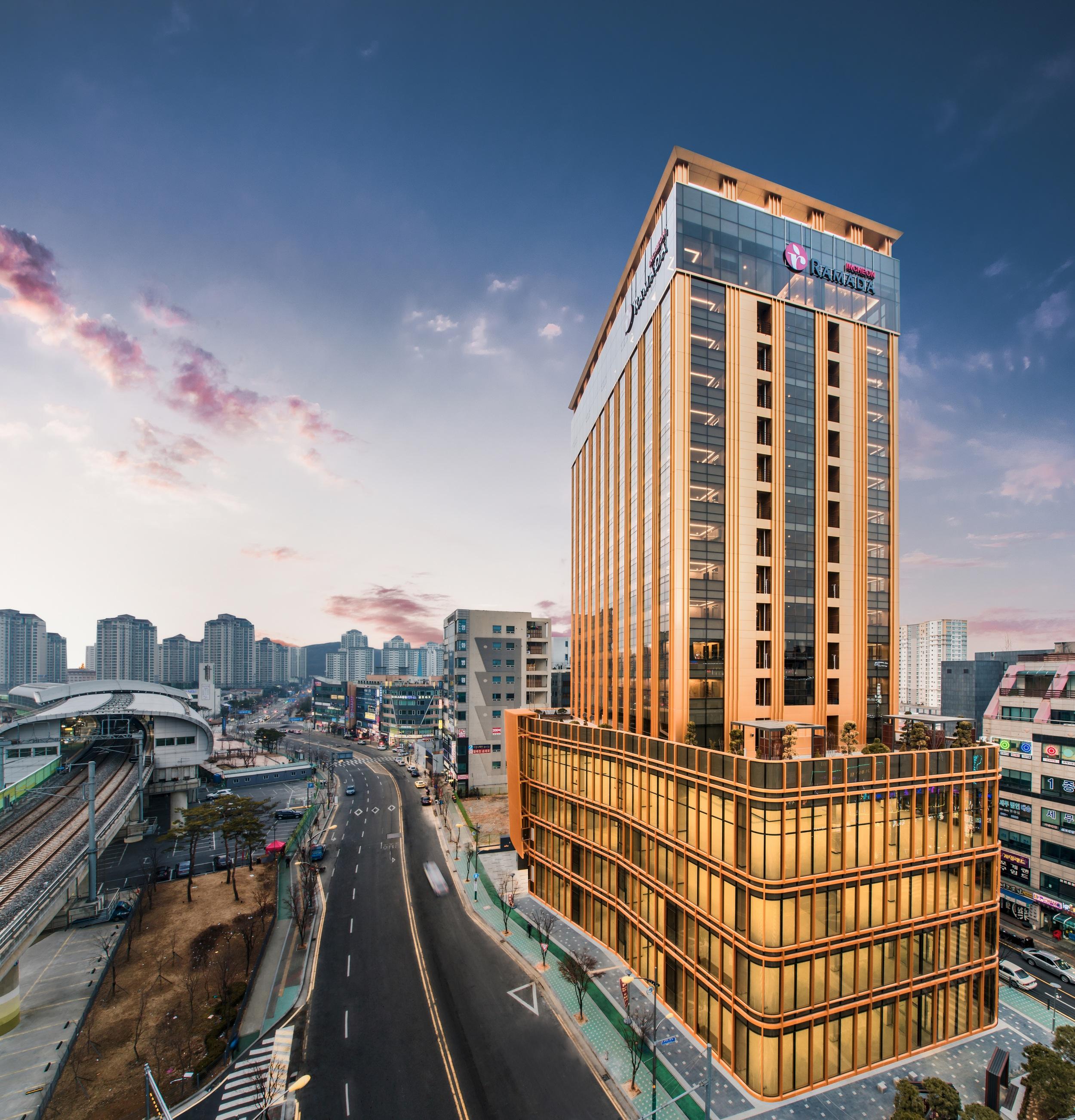 โรงแรมรามาดา อินชอน ภายนอก รูปภาพ